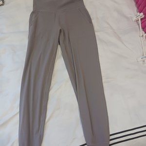 Lululemon align joggers size 4